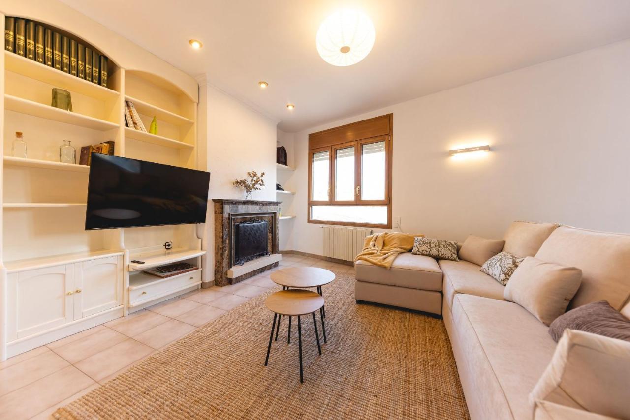 Bravissimo El Lleo, Bright 4-Bedroom Apartment Жирона Экстерьер фото